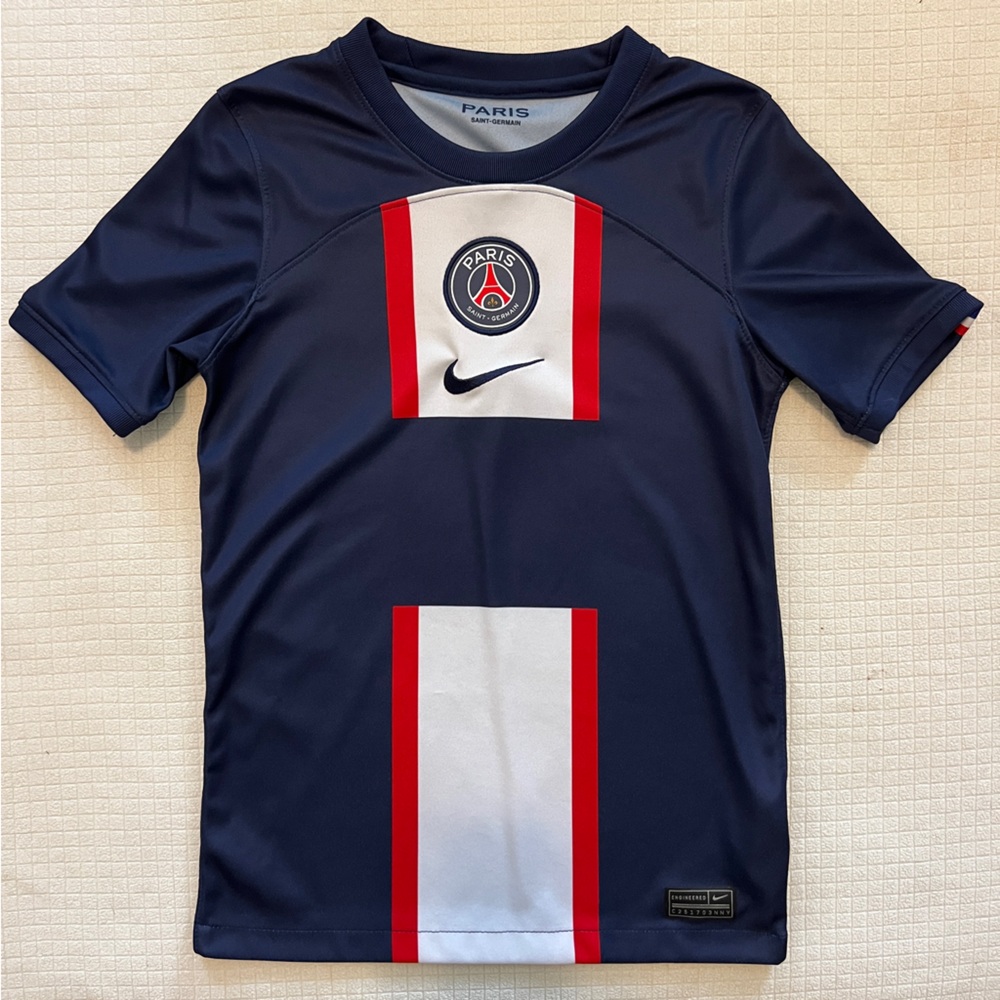 PSG Nike Jersey, boys size small